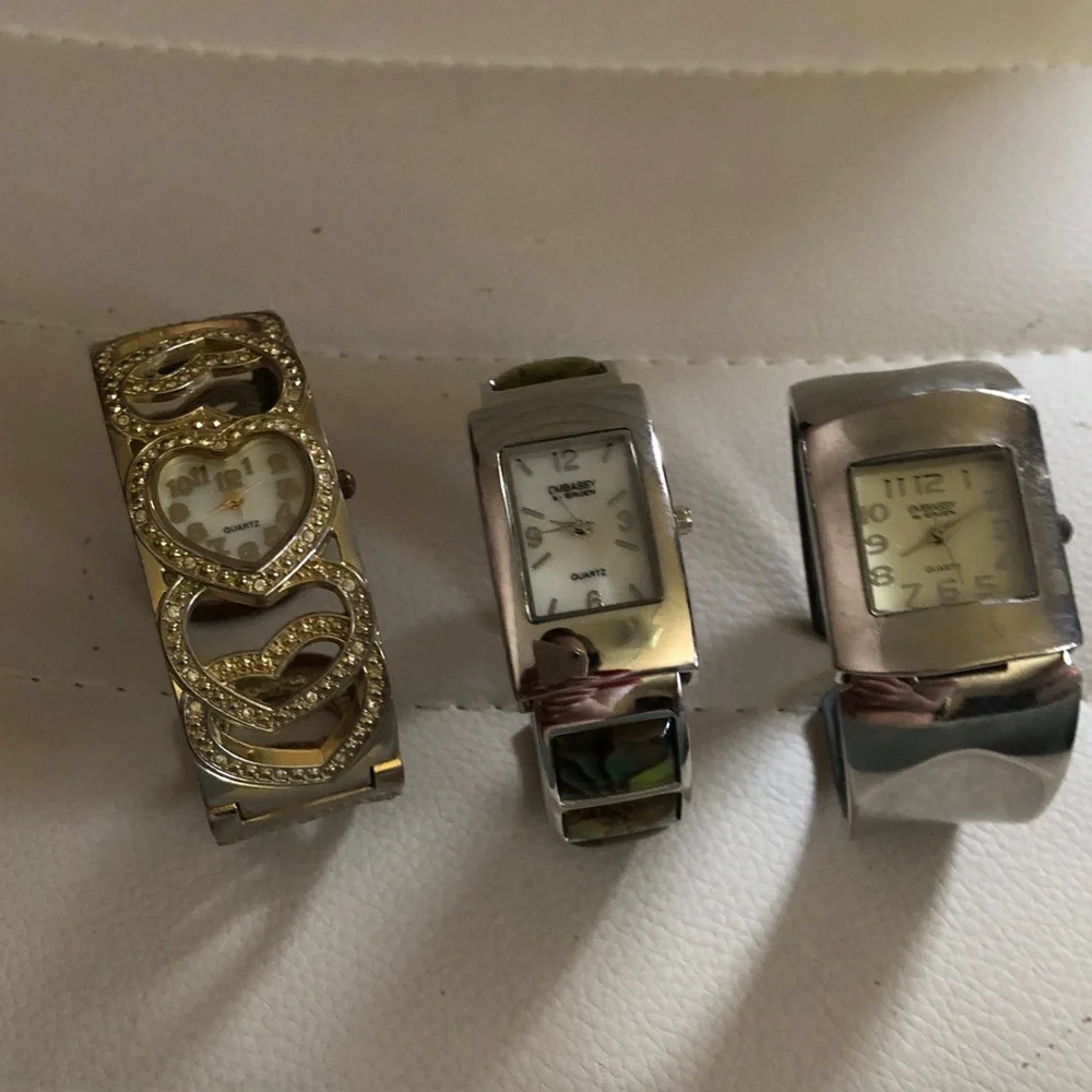 Bass Women's Silver Tone Rectangular Bracelet Watch